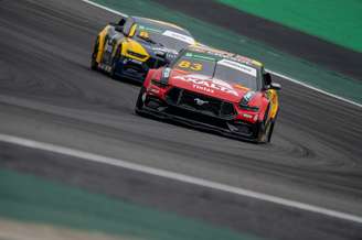 Gabriel Casagrande venceu a corrida 1 da NASCAR em Interlagos